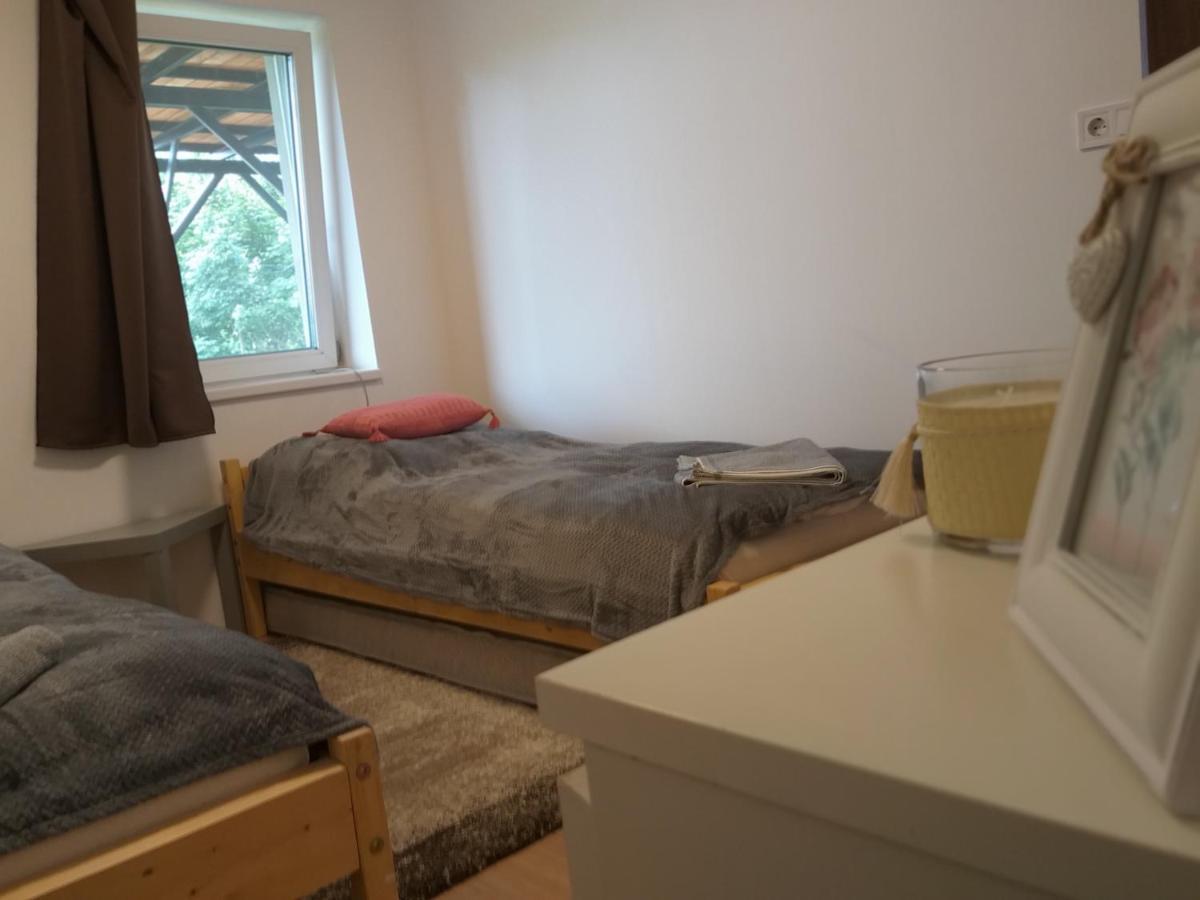 Toelgyerdo Apartman Veroce ภายนอก รูปภาพ